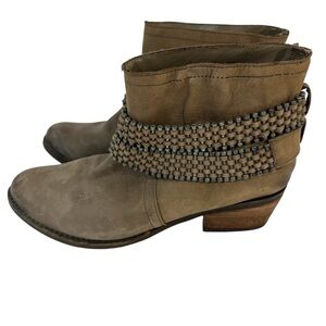 Matisse Leather Ankle Boots Womens 6 Grey Heeled Booties Distressed Moto VGUC